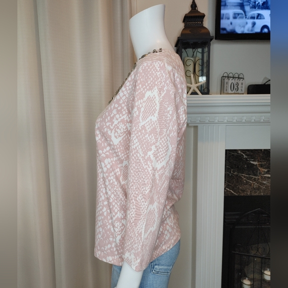Ruby Rd. Womens Pink/White Knit Snake Print Embellished Top S - Picture 5 of 6